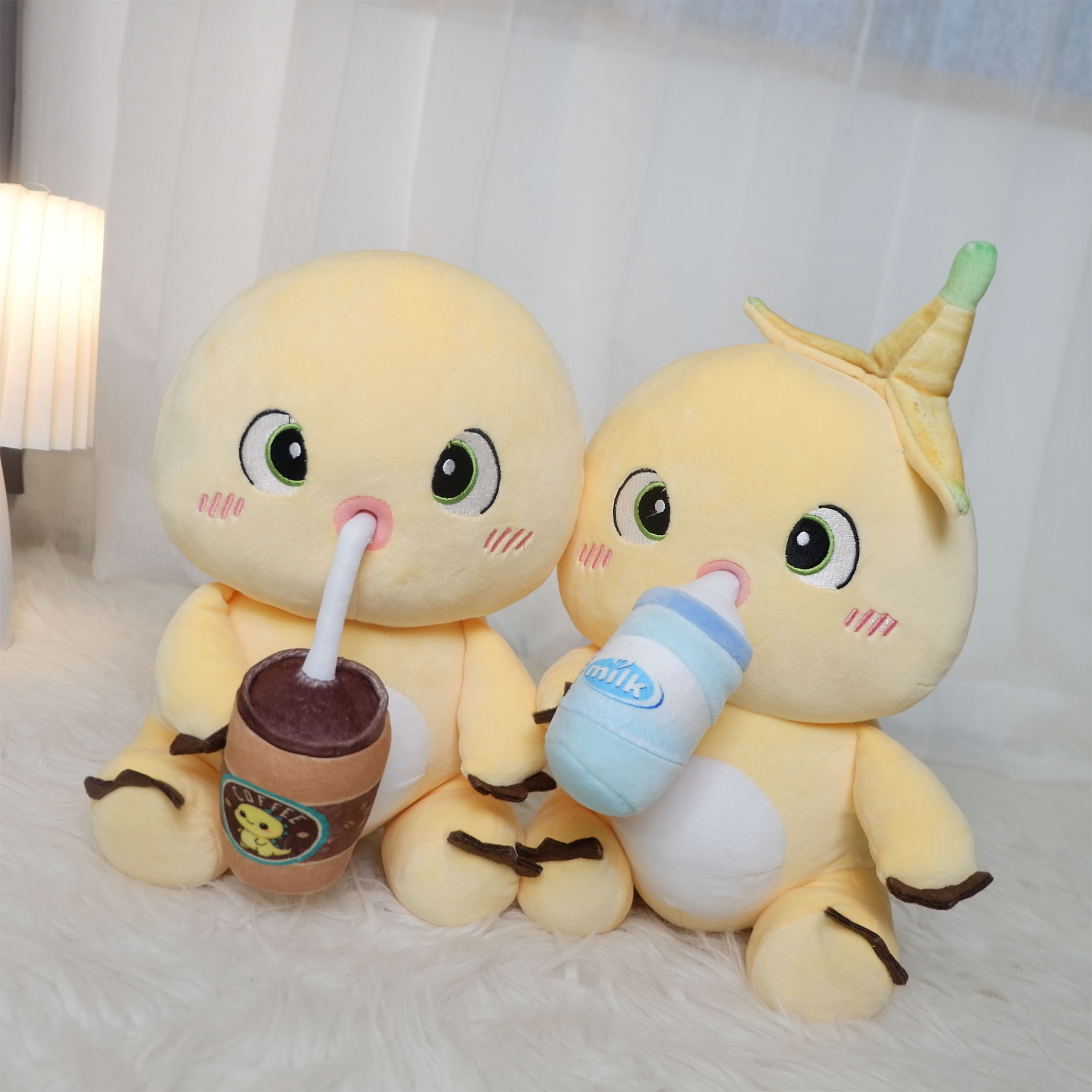 ISTANA BONEKA Sit Don Don 12in Minum Kopi Botol Susu Dino Kuning Lucu Mainan Anak Yellow Dino Mini Cowo Cewe Hadiah Spesial Ulang Tahun